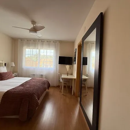 Acogedor Con Jardin Ideal Desconectar Hébergement de vacances