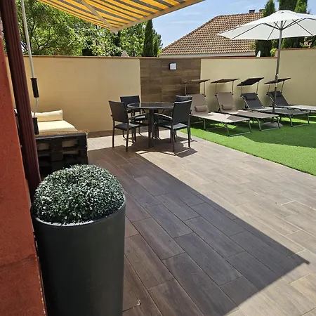 Acogedor Con Jardin Ideal Desconectar Sotillo de la Adrada