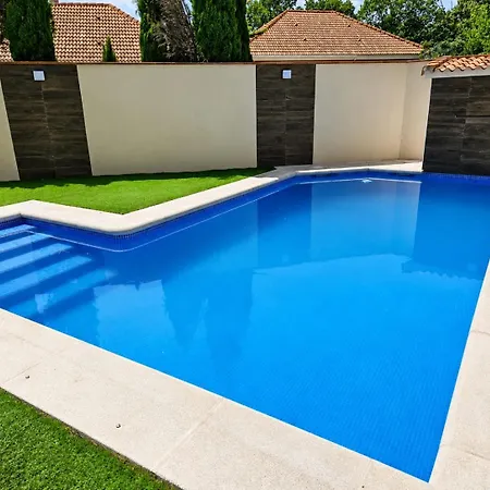 Casa de Férias Acogedor Con Jardín Ideal Desconectar Sotillo de la Adrada