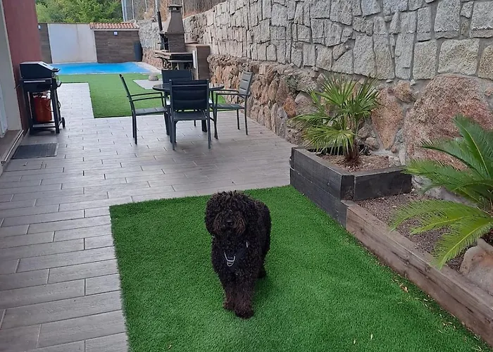 Acogedor Con Jardin Ideal Desconectar Dom wakacyjny Sotillo de la Adrada